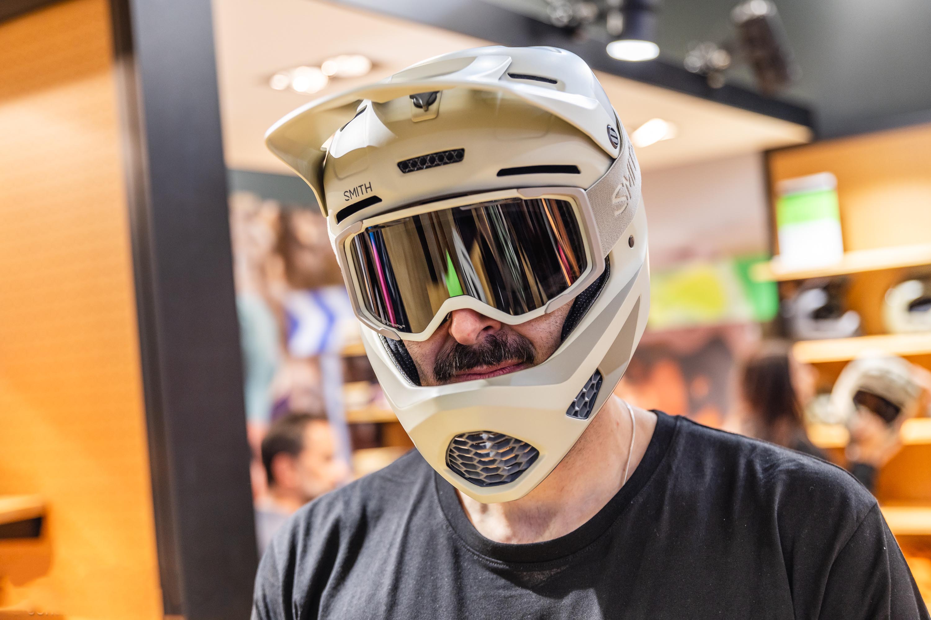Eurobike 2024: Smith Forefront 3, Payroll und Hardline MTB-Helme