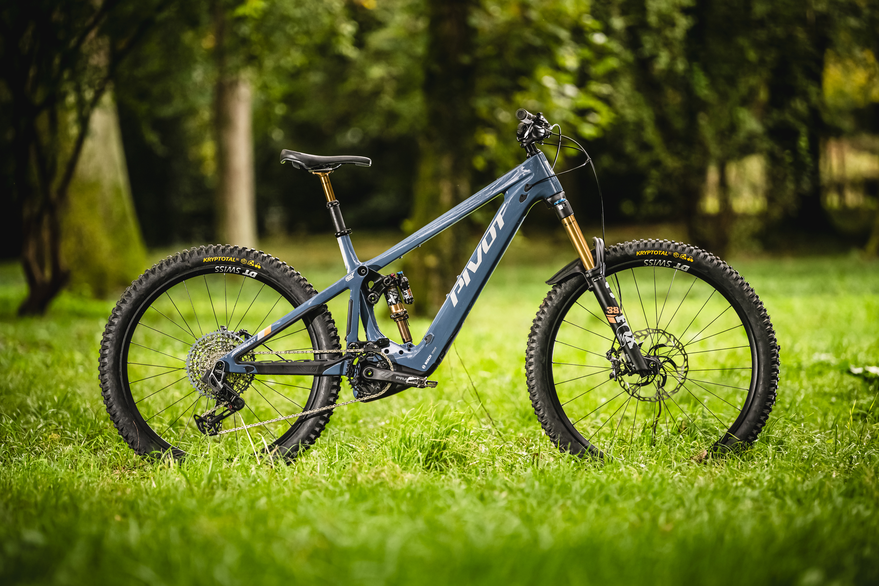 Pivot Shuttle LT 2025 – Test: Ultimatives E-Bike, jetzt mit Bosch CX Race