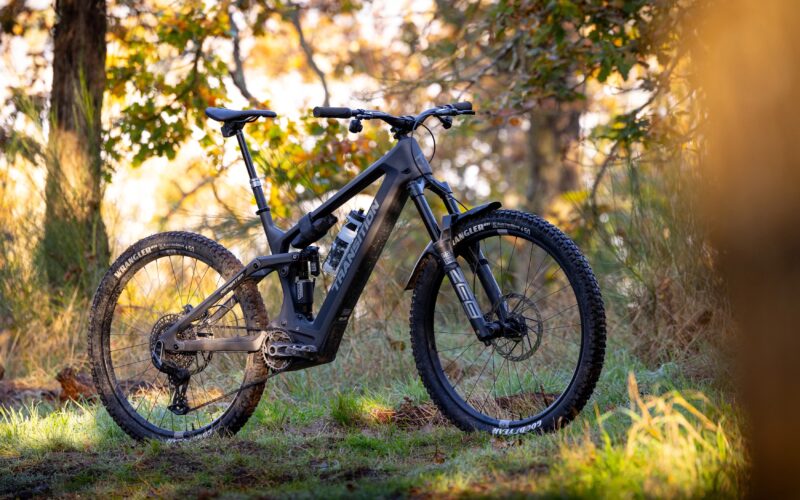 Transition Repeater E-Bike im Test: Ultimatives Ballerbike mit SRAM Powertrain