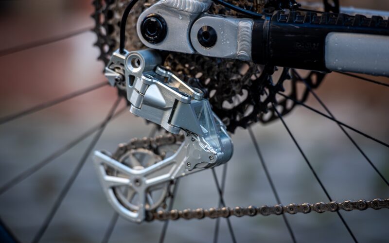 Vivo MTB-Schaltung – Test: Gefrästes Schaltwerk für maximales Bling-Bling