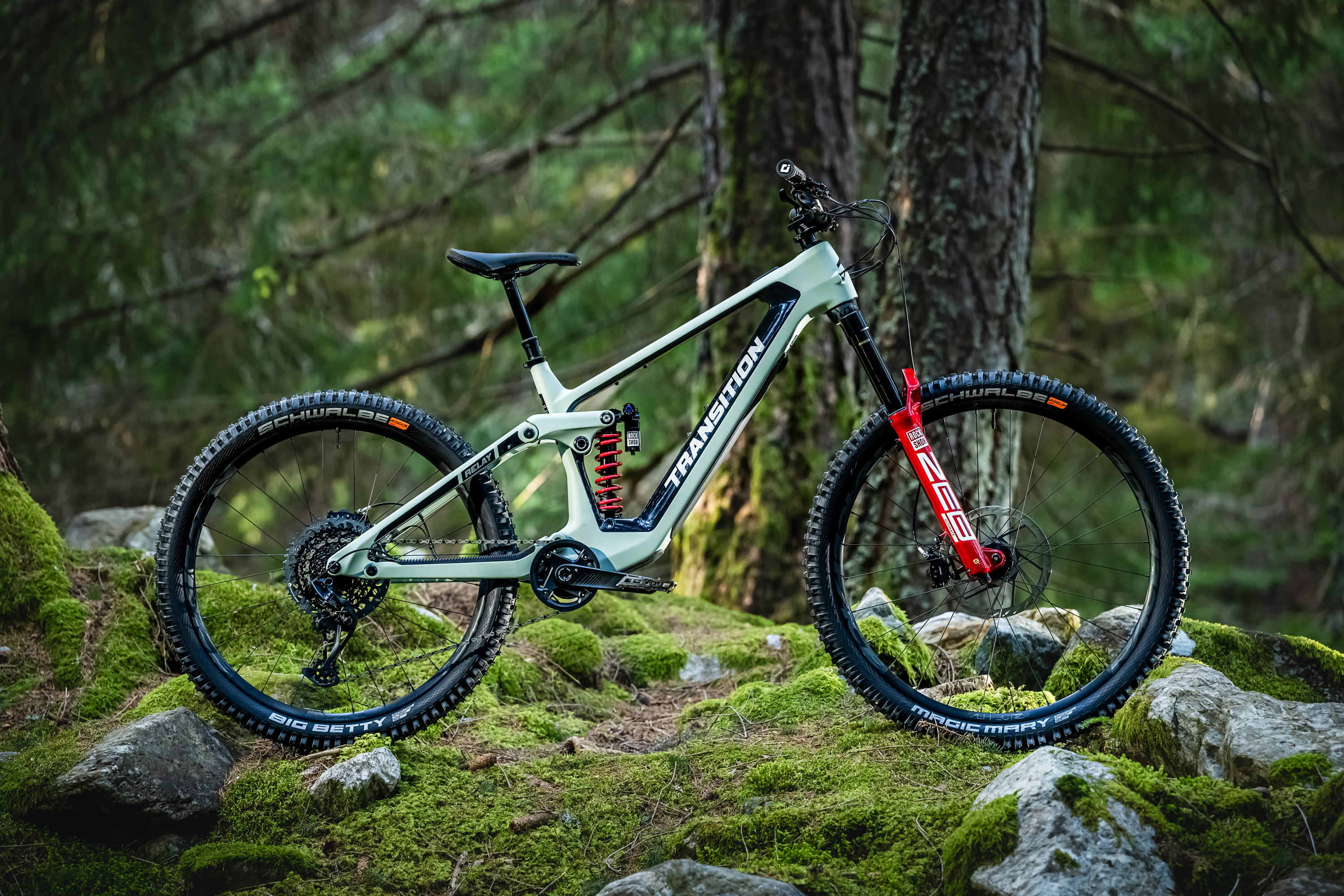 Transition Relay PNW E-MTB im Test: Vollgas-Relais unter Dauerstrom