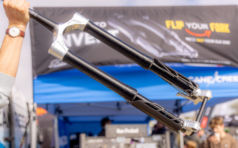 Sea Otter Classic 2025: Cane Creek Upside-Down-Federgabel Prototyp