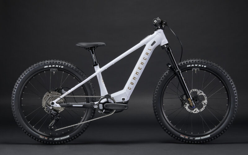 Commencal Meta HT 24 Power : E-Power für Kids