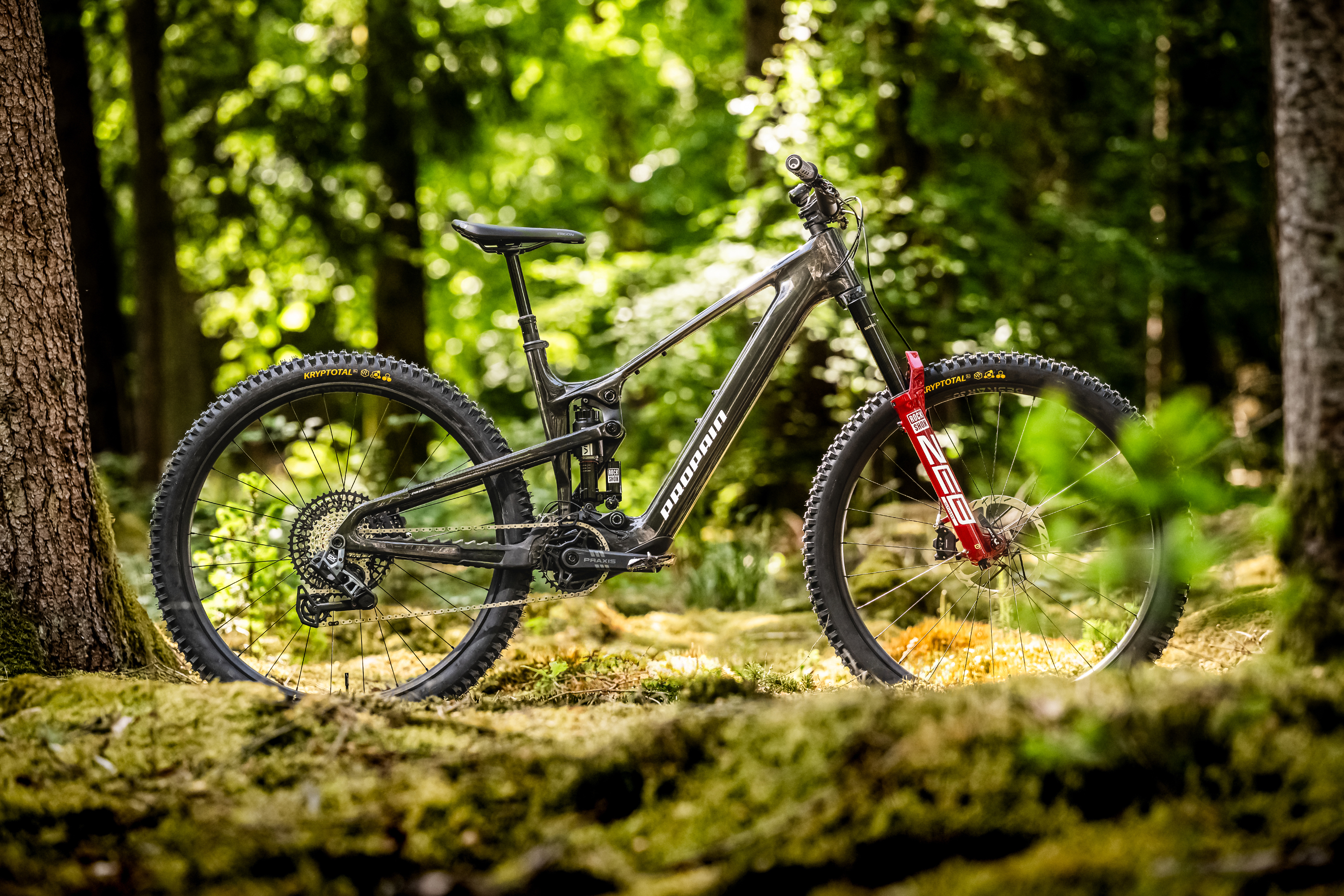 Neues Propain Sresh SL E-Bike im Test: Schlank. Schnell. Agil.