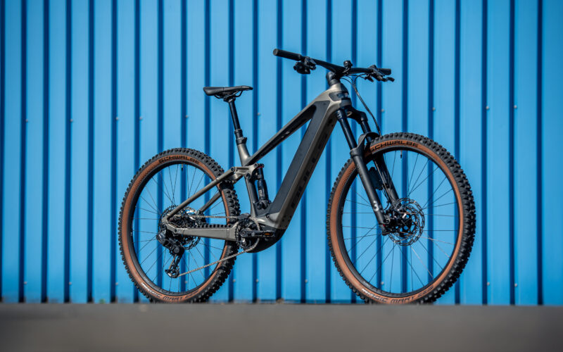 BikeStage 2025 – Bulls Sonic AM 4 ABS: Kurvenlicht, ABS – einmal alles bitte!