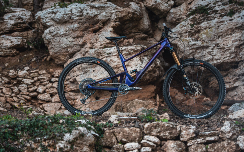 BMC Group kündigt Reorganisation an: Stellenabbau und Marken auf dem Prüfstand