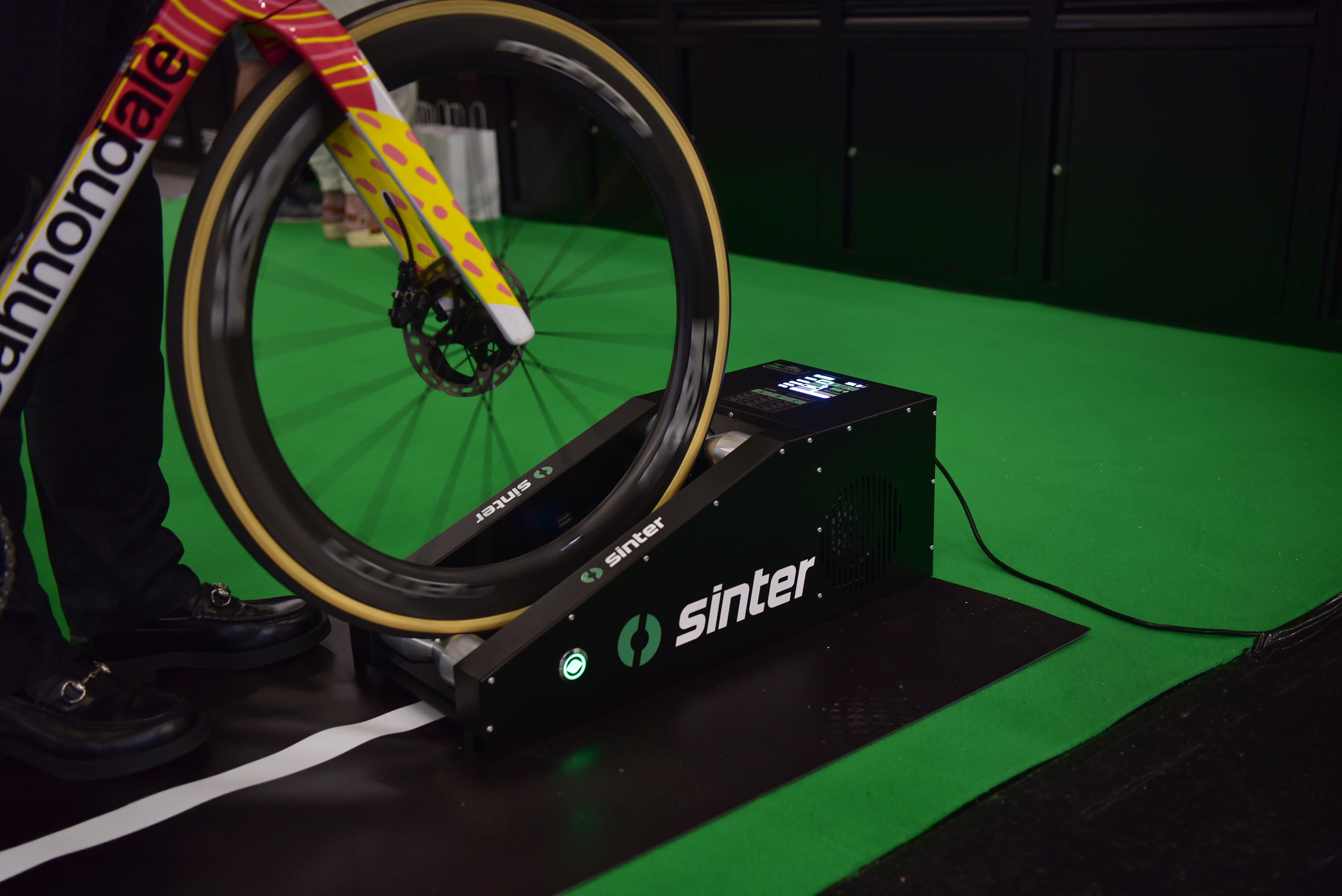 Eurobike 2025 – neues für die Werkstatt: Park Tool, Pepis Tire Noodle und Sinter