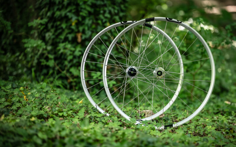 Crankbrothers Synthesis Alloy 2.0: Alu-Laufräder jetzt auch in Silber