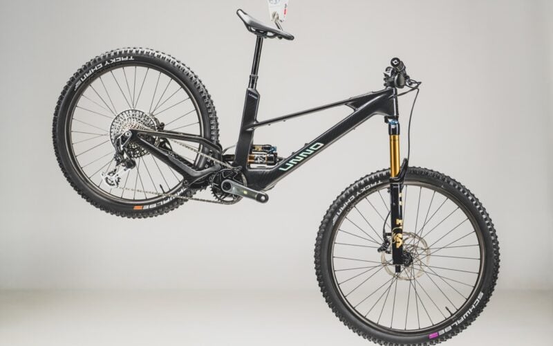 Unno Mith Factory Feather Edition: Leichtbauversion des E-Enduros vorgestellt