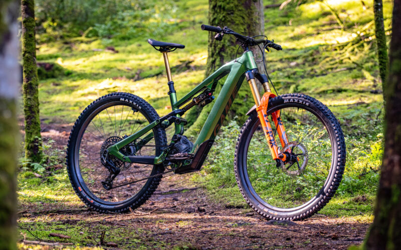 Moustache Game 160.9 Race: Race-Edition mit neuem Bosch CX-R Motor
