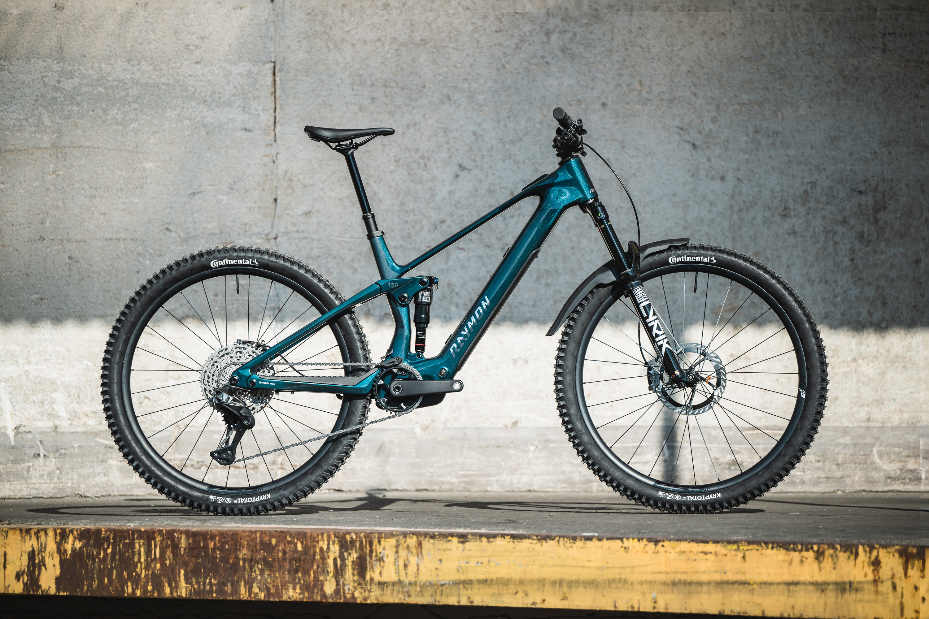 Raymon Airok Ultra im Test: Leichtes E-Mountainbike mit starker Ausstattung