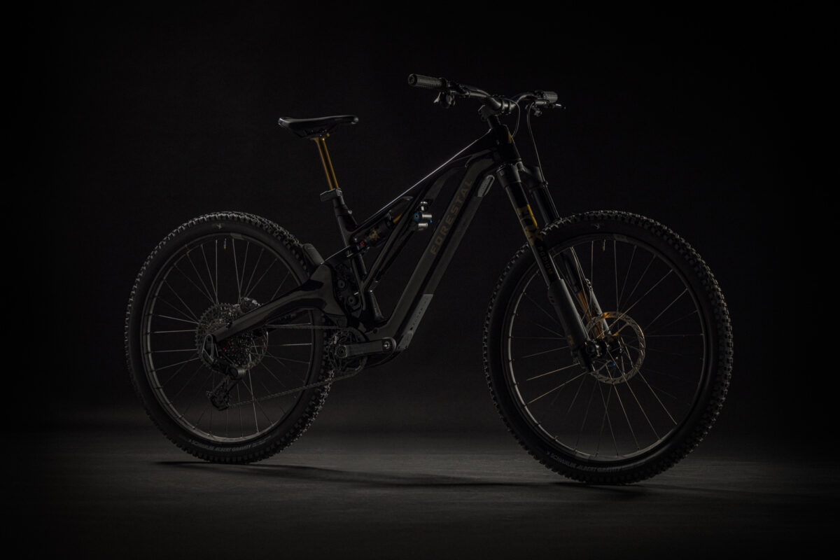 Forestal e-Siryon v2: Carbon, Podium, Avinox M2S – unter 10k €!