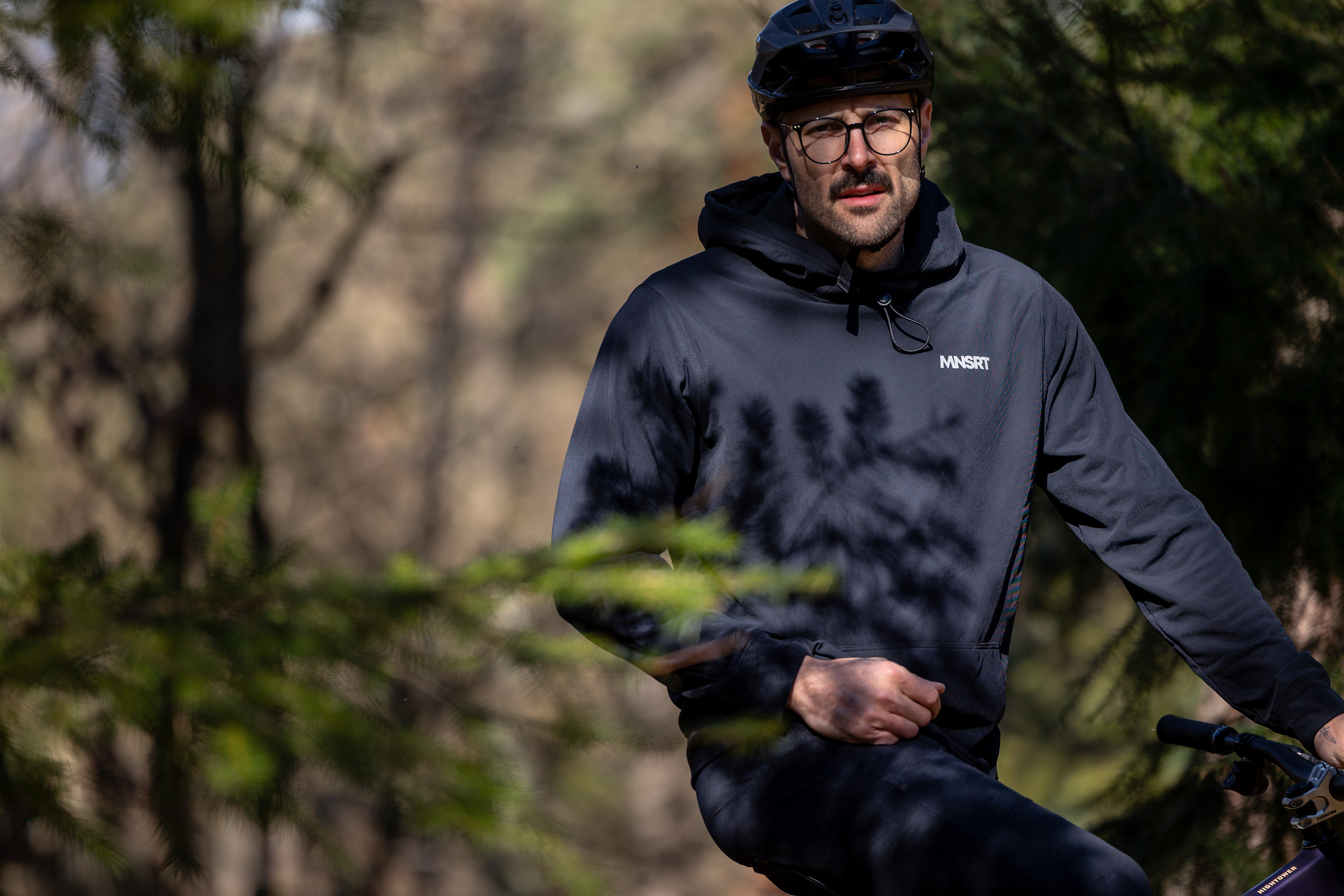 Monserat MTB Tech Hoodie im Test: Was kann das Update des Trail-Hoodies?
