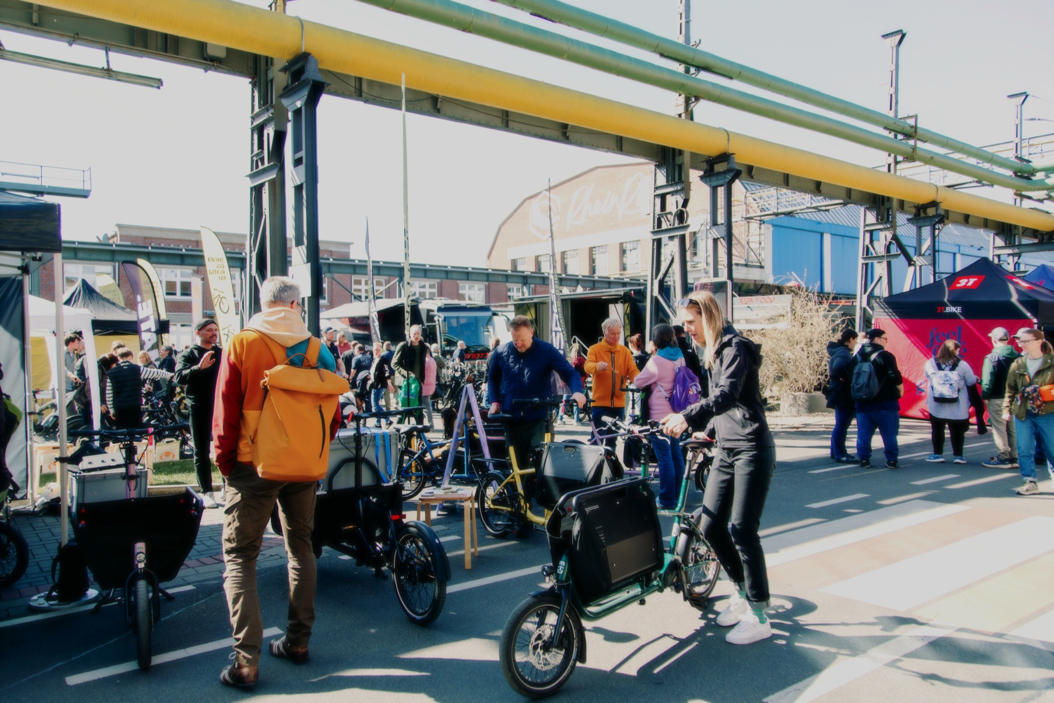 Cyclingworld Europe 2026 in Düsseldorf – alle Infos: 500 Marken auf gewachsener Bikeshow
