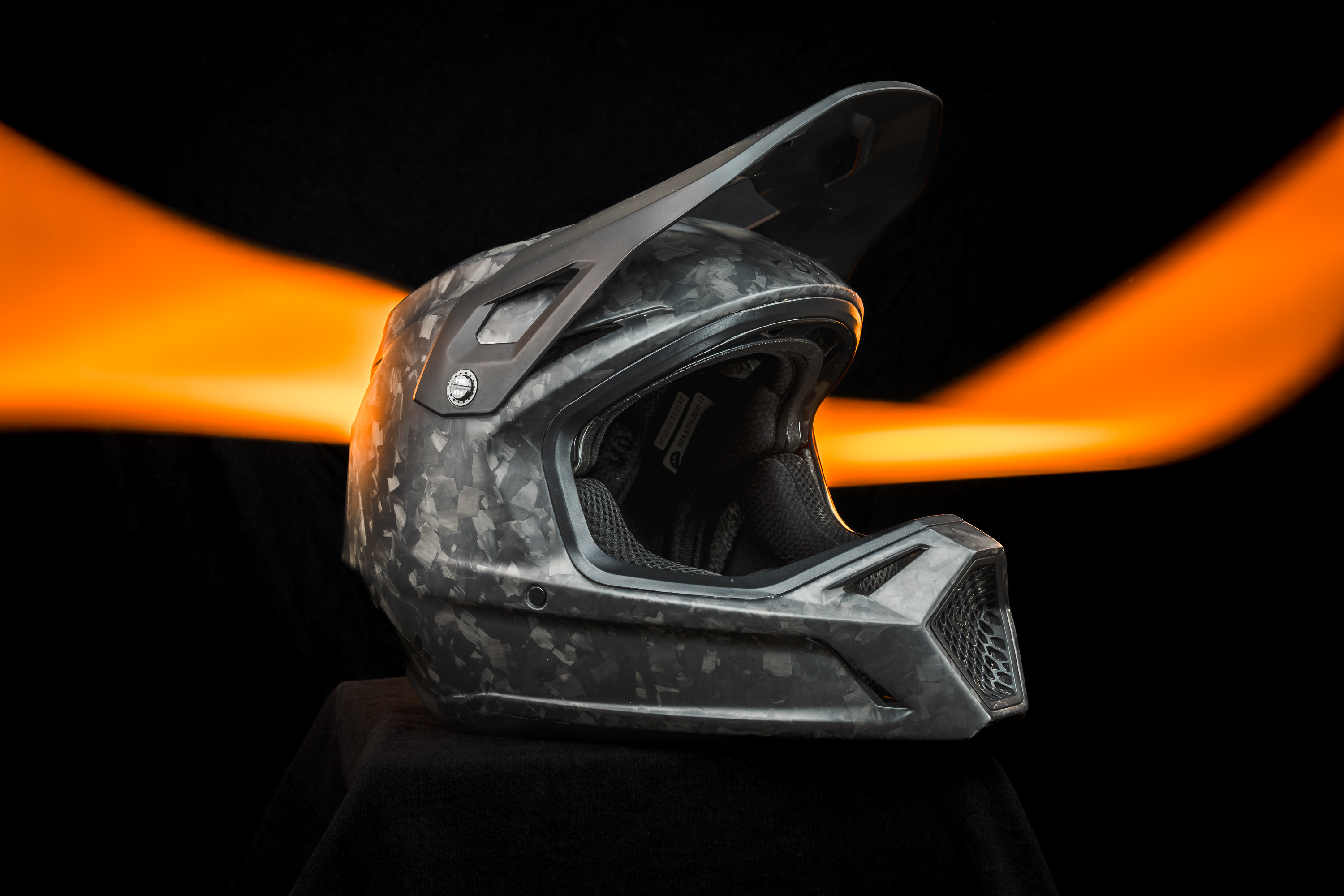 Fox Rampage RS Downhill-Helm im Test: Leicht & sicher – einer für alles?