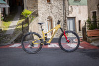 Propain Ekano 3 AL mit Avinox-Motor – Test: Weniger Federweg, mehr Power, mehr Spaß!?
