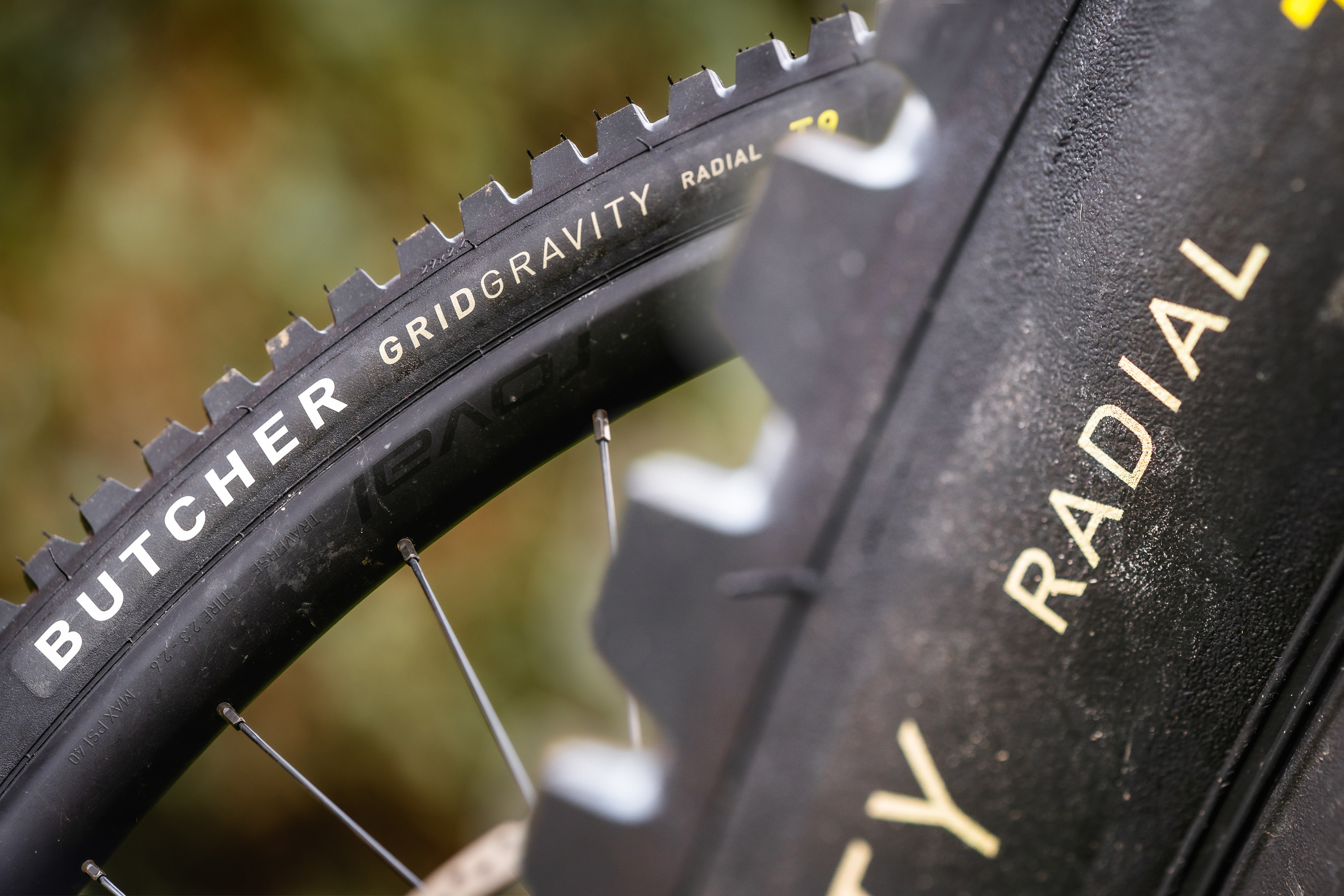 Neue Specialized Radial-Reifen im ersten Test: Griffiger als Griptape