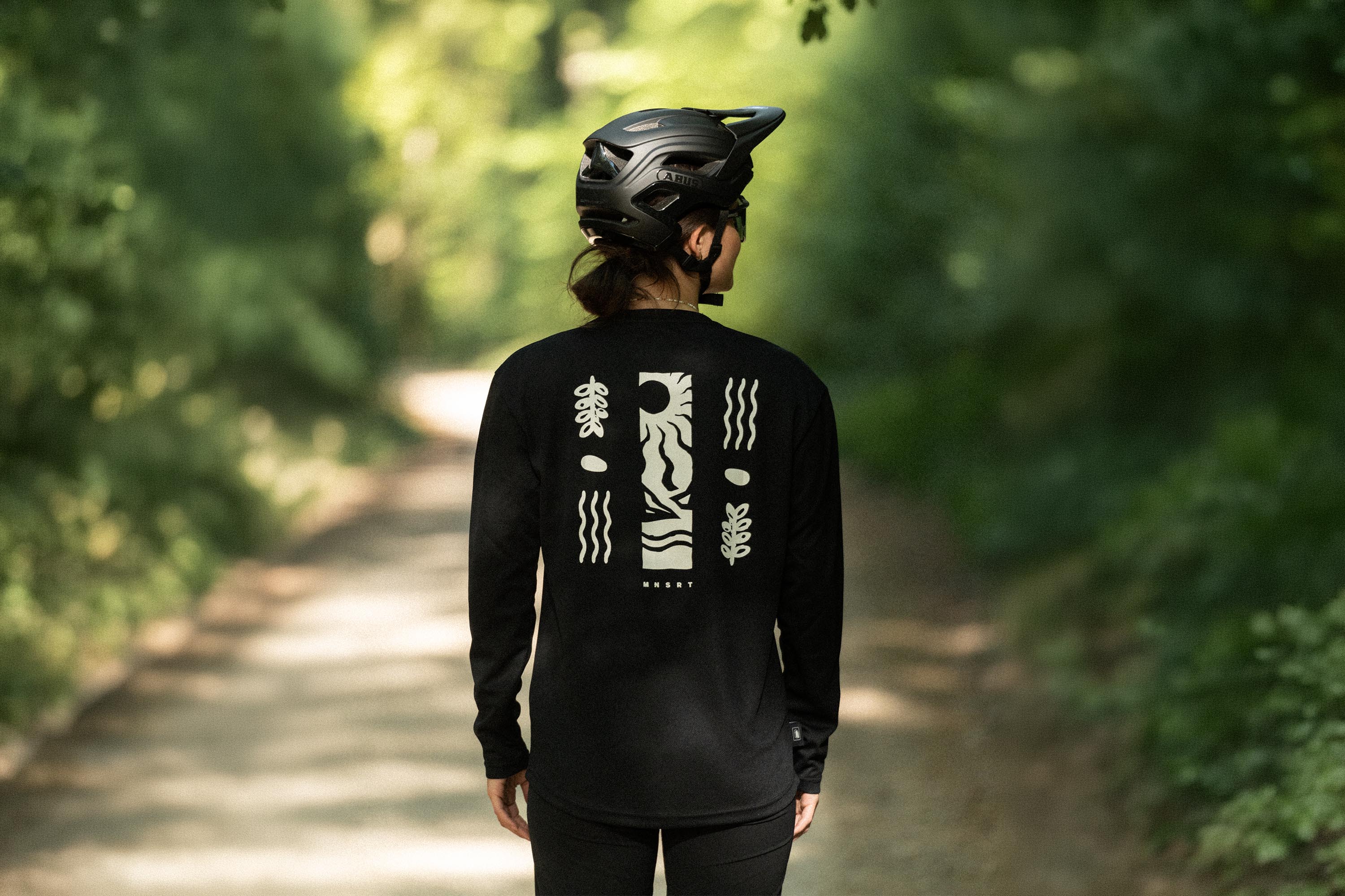 Monserat Kollektion für 2026: Trailpants 4, Jerseys und Tech-Shirts
