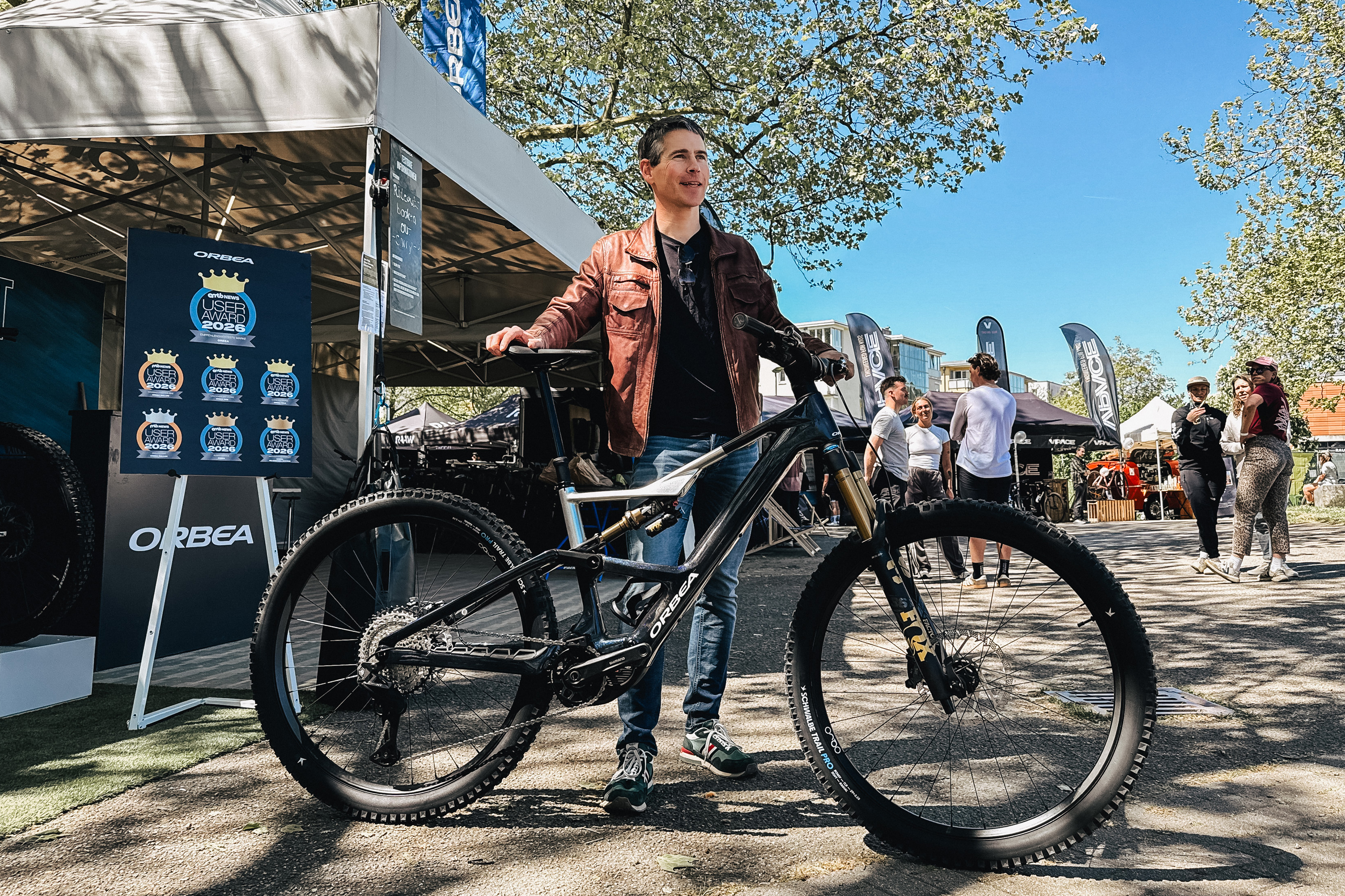 eMTB-News User Award: Gewinnübergabe des Orbea Rise in Freiburg